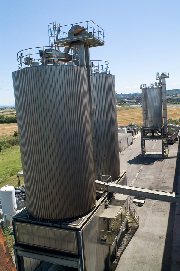 SILOS STOCCAGGIO FANGHI ESSICCATI